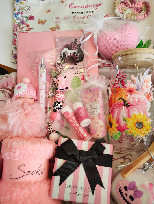 Gift box set of delightful and cozy pink themed goodies